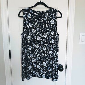 J Jill L Navy White Wearever Floral Tank Top
